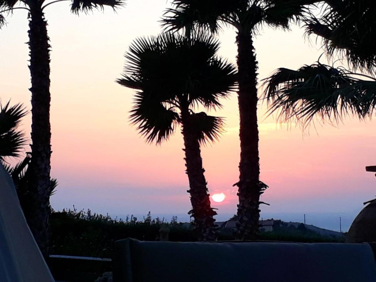 Punta Bianca Suite & Home Experience Agrigento Buitenkant foto